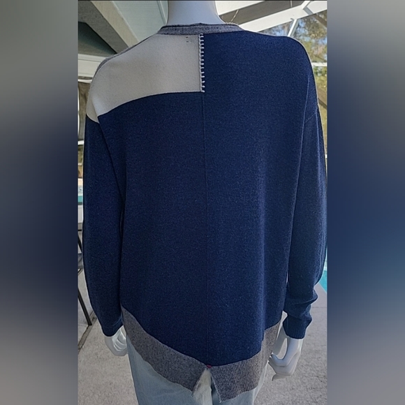 Label + Thread Wool Cashmere Colorblock Sweater | Grey Navy Cream | Size S - Picture 4 of 13